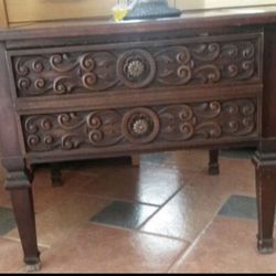 Beautiful Unique Solid Cherry Wood Vintage End Table 