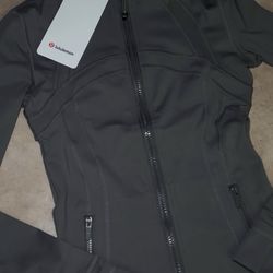 Army green lululemon define jacket brand new