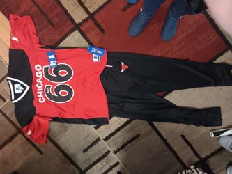 BRAND NEW BULLS OUTFIT 
