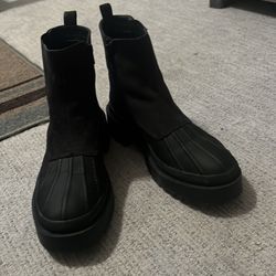 Black Chunky Boots Size 10