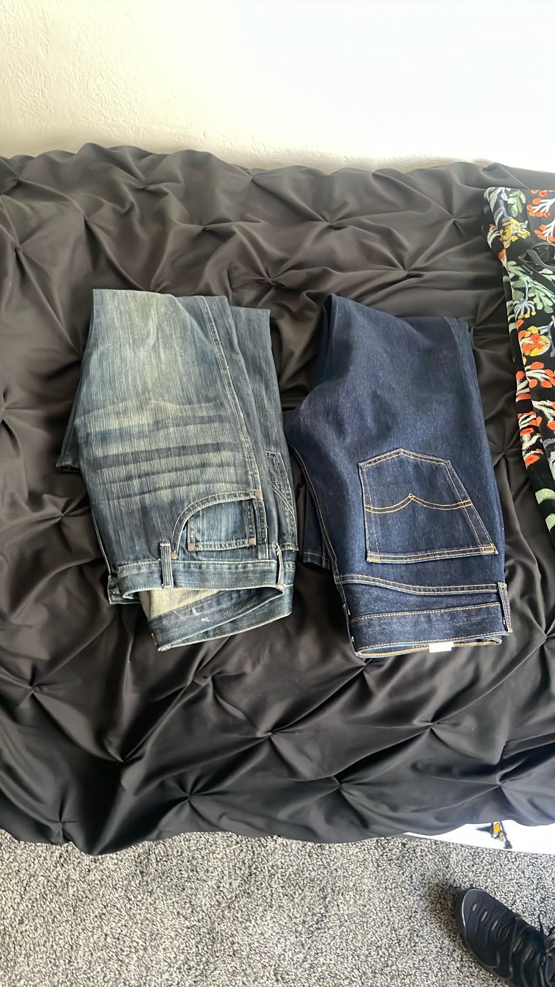 WRANGLER & LEVI JEANS Both Pairs For 50$ I WANT SOLD ASAP.