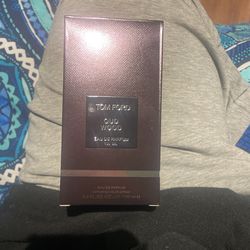 Tom Ford Oud Wood Perfume