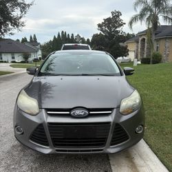 2012 Ford Focus Titanium 