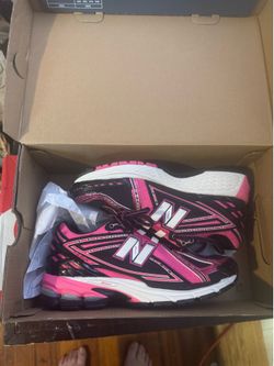 New balance size 4.5 or 6 w