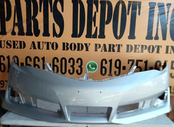 2012. 2013. 2014.  TOYOTA CAMRY SE  FRONT BUMPER OEM