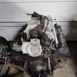 GM 8.1 Tall Deck Long Block +