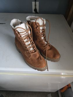 Brand New Girl Boots Size 6.5 From TARGET 