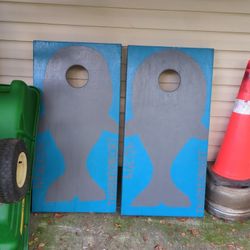 Corn Hole With Sand Bags