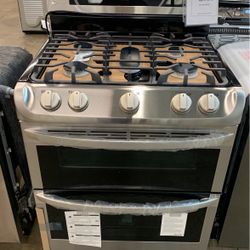 LG 30 Inch Gas Range With Dual Ovens 