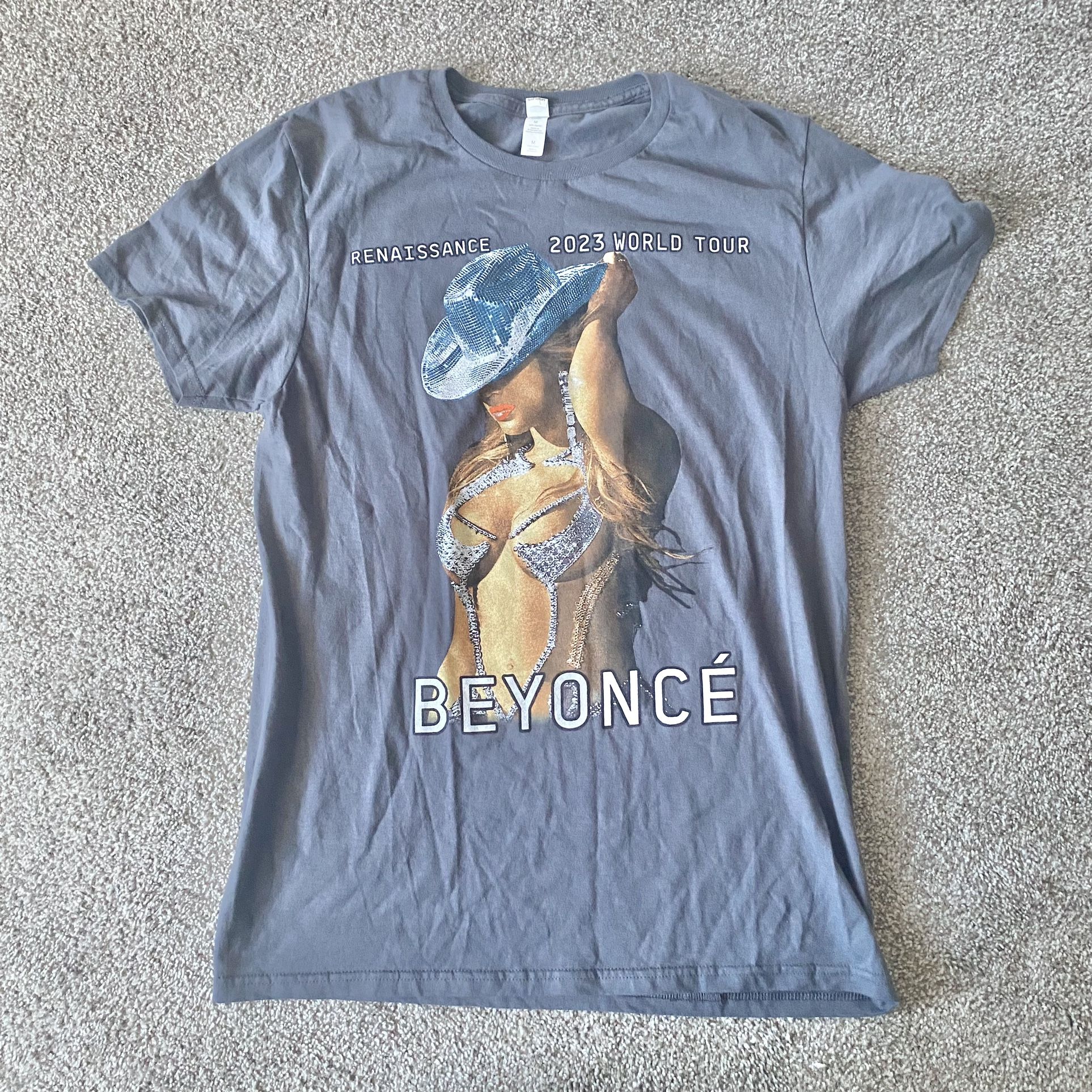Beyoncé 2023 Renaissance World Tour T-Shirt Medium