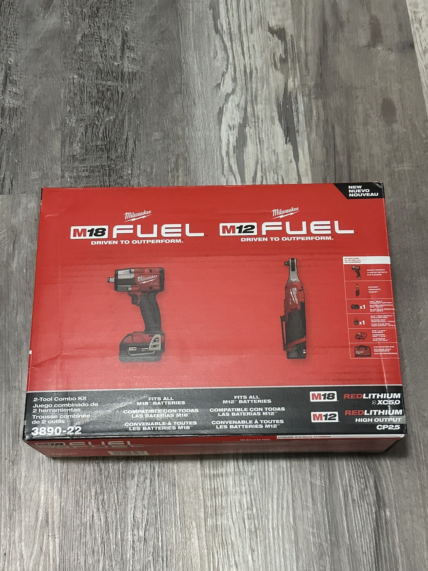 Milwaukee M18 Mid Impact Wrench 1/2 & 3/8 M12 Ratchet Kit