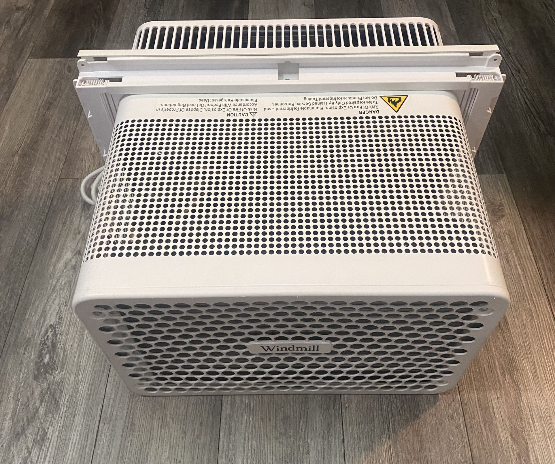 Windmill Air Conditioner: Smart Home AC -8,000 BTU/ Ice Cold 