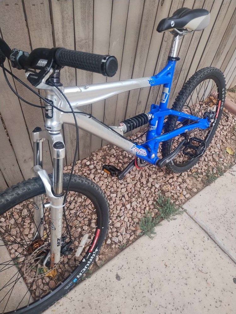 HARO Full suspension Mountain Bike Nice