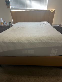 Queen size mattress & adjustable baseboard