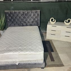 GRAY VELVET QUEEN BEDROOM SET … FREE DELIVERY AVAILABLE 🚛🚛🚛