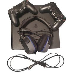 PS4 With Headset And Two Controllers 