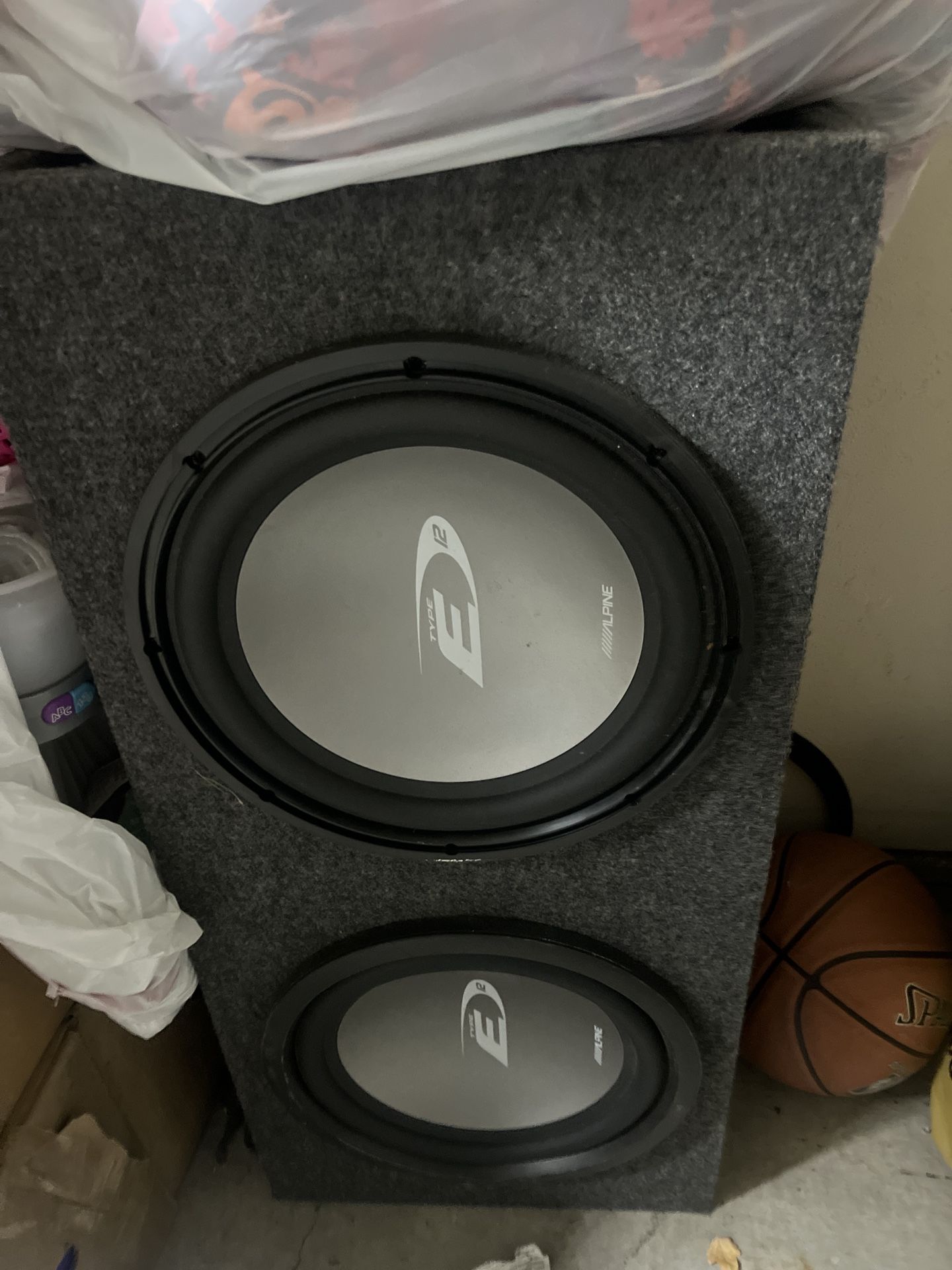 Double 12” Subwoofers With Case