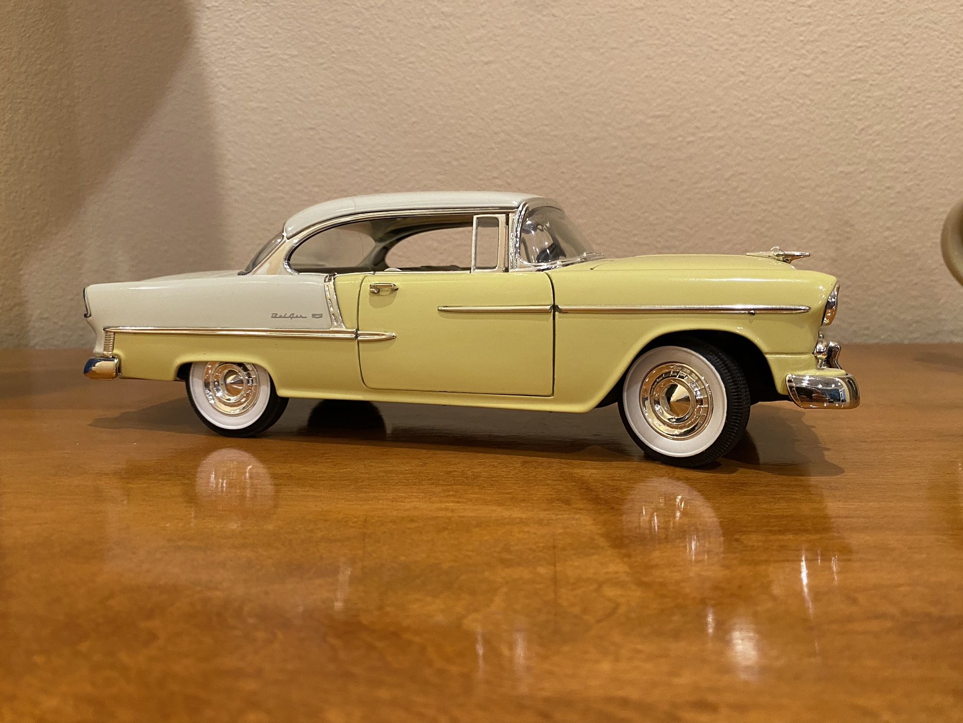 American Muscle 1:18 1955 Chevy Bel Air