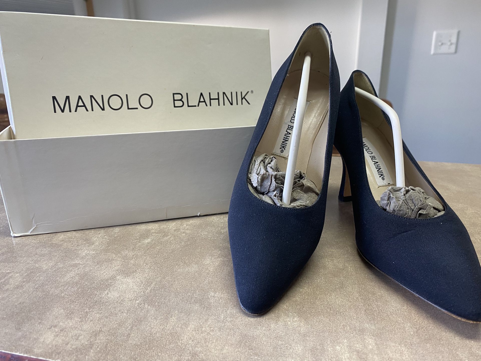 Manolo BLAHNIK - Black Pumps