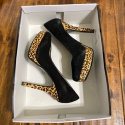 Nine West women’s shoe size US5 1/2M NO Lid