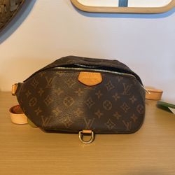 Louis Vuitton Fanny Pack Bag 