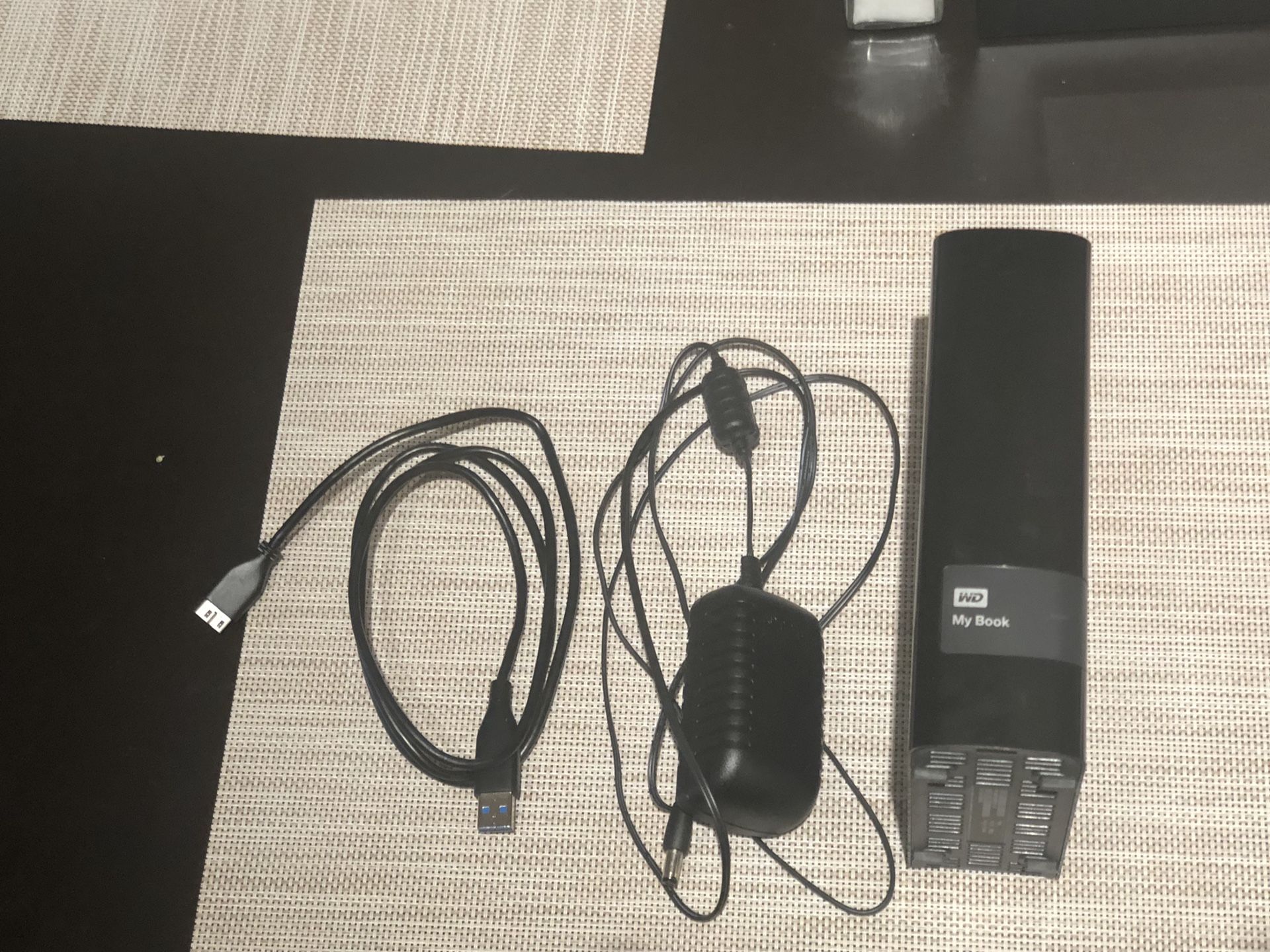 WD My Book 2TB (P/N:WDBFJK0030HBK-04)