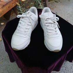 Reebok 