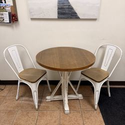 Farmhouse Dining Table w/ Chairs 