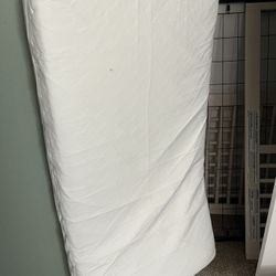 FREE Crib Mattress + Crib Parts