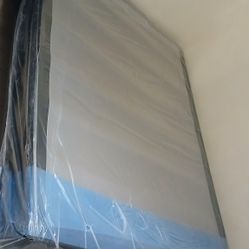Box Spring Queen