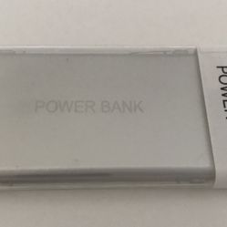 Brand new power bank 12000 mAh for iPhone or Samsung