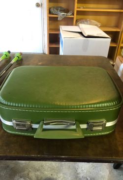 Antique suit case