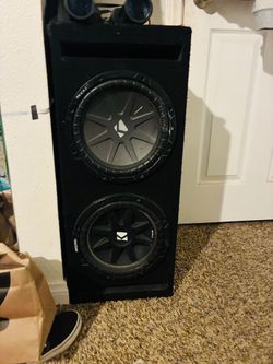 Kicker speakers