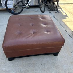 Ottoman Leather Center Piece 