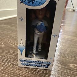 Yoshinobu Yamamoto bobble head