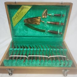 VINTAGE THAI 19pc DESERT FLATWARE 