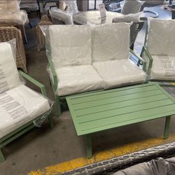 4 Piece Steele Outdoor Patio Furniture Set *New*