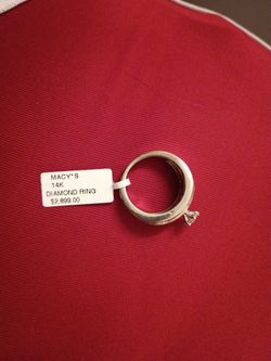 Brand new weeding ring
