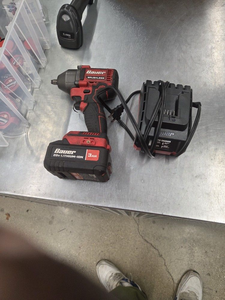 3/8 Impact Drill With Charger N Battery 120