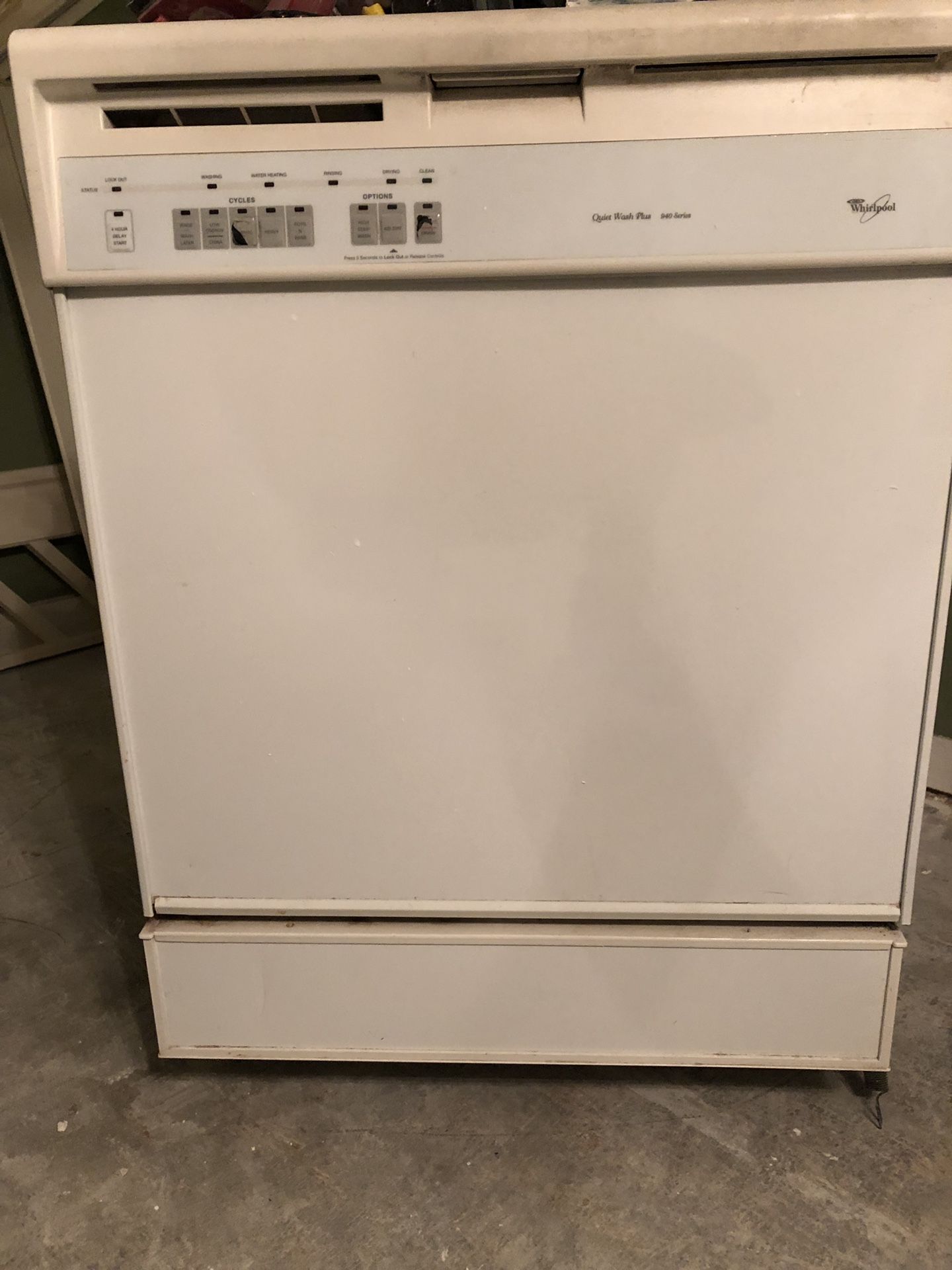 Whirlpool quite wash plus 940 dishwasher