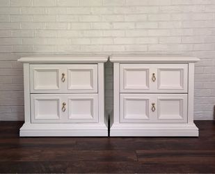 Pair of White Nightstands