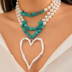 TURQUOISE NECKLACE 