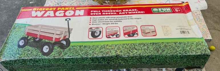 Bigfoot Panel Wagon – Brand New in Box $70 obo