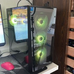 Gaming Set Up 