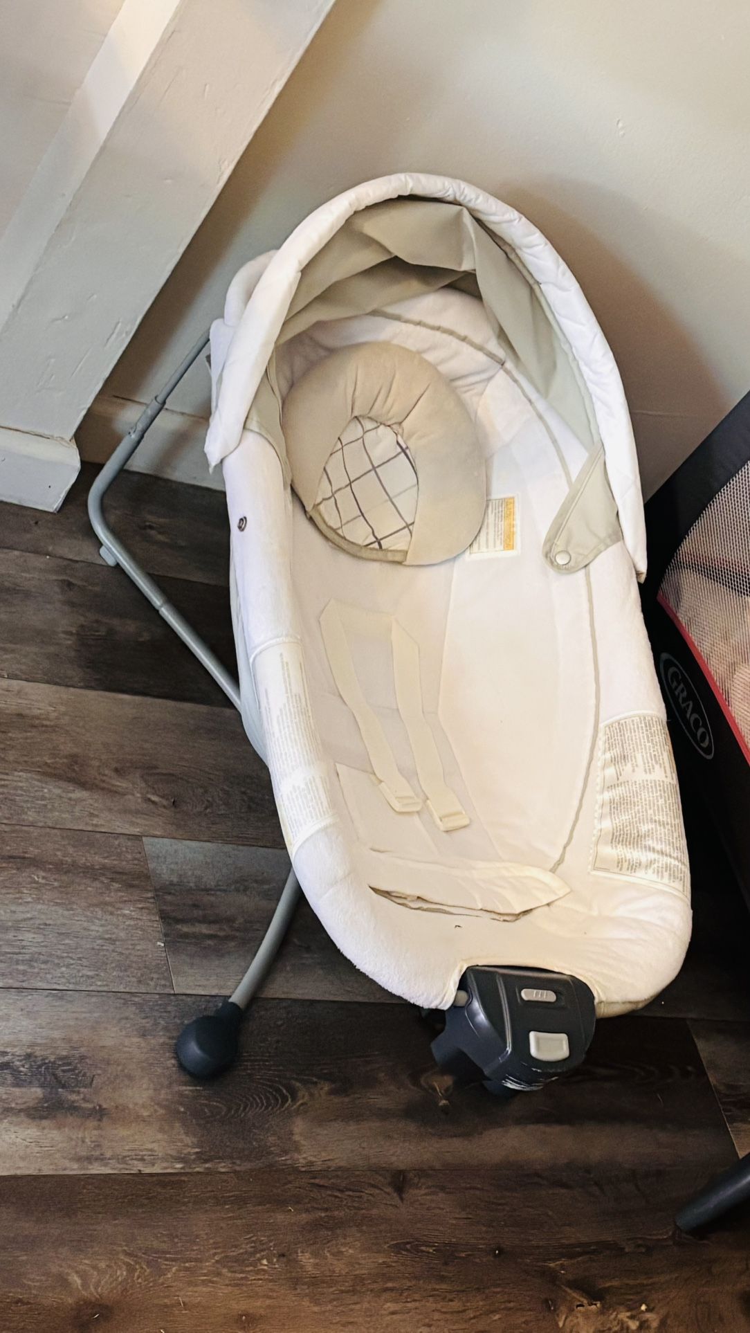 Graco Baby Bouncer