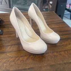 Jessica Simpson heels