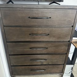 Dresser And Two Night Stands