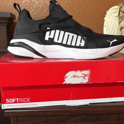 Puma Tennis Shoe