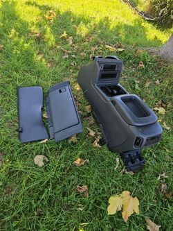 GM SS FLOOR CENTER CONSOLE AVAILABLE 2006