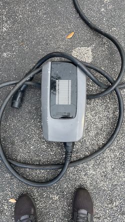 GM EV Charger For Parts and/or Repair $149